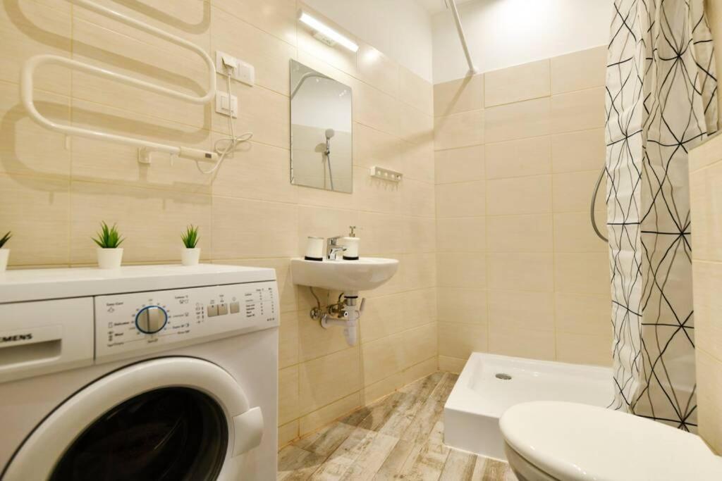 Cosy Two Bedroom Flat In Rottenbiller Str,Sky Budapest Ngoại thất bức ảnh